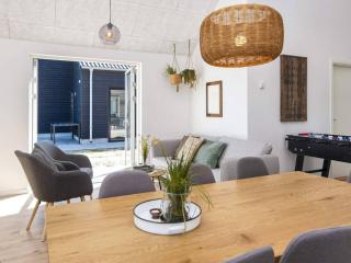 8 person holiday home in Rømø -  - 1