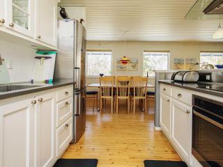 Exciting Cottage by the Sea - 5
