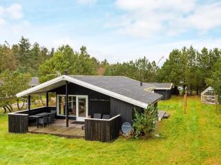 Lush home in Hals, 6 guests - 8