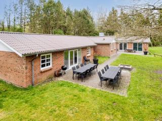 4 star holiday home in Øster Assels-By Traum - 8