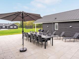 Luxury Beach House for 20 - 7