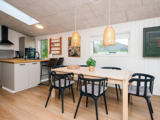 6 person holiday home in Rønde-By Traum - 3
