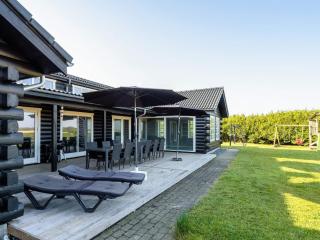Lodge with Limfjord View - 8