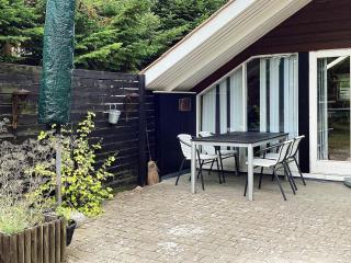 4 person holiday home in Væggerløse - 9