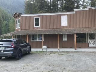 Wilderness West Resort Cabin 5 - 8