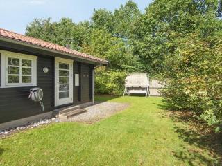 4 person holiday home in Glesborg-By Traum - 8