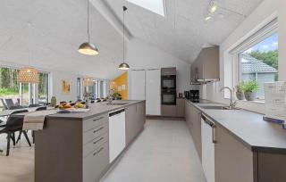 Nice Home In Glesborg With Sauna - 4