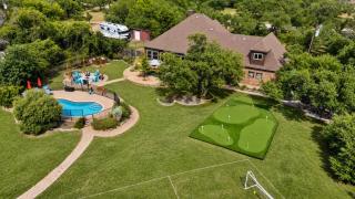 The Canyon Social - Pool - Hot Tub - Sport Court - 1