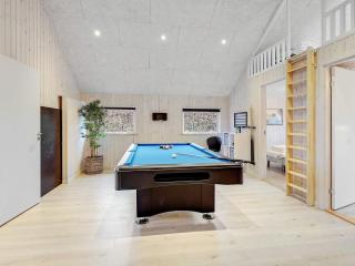 Luxury Retreat with Pool - 7