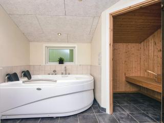 8 person holiday home in Oksbøl-By Traum - 4