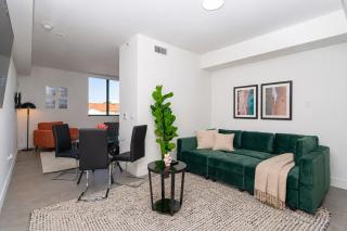 Relaxing 1BR in Miami Close to Brickell and South Beach - 9