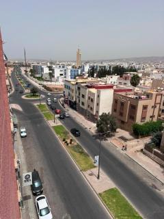Beautiful modern apartment with a view for rent - 0