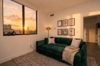 Miami 2BR Getaway with King Beds Near Marlins Park & Calle Ocho - 0