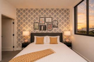 Miami City Escape 2BR Suite Near Brickell & The Beach Sleeps 6 Guests - 9