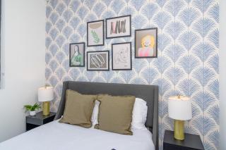 Miami City Escape 2BR Suite Near Brickell & The Beach Sleeps 6 Guests - 1