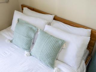 Virgo Nest Rentals - Avida Riala IT Park - City View - Tabok - 7