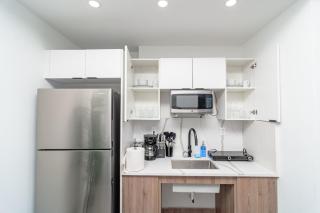 Prime Miami Retreat with King Bed Near Brickell & Marlins Park - 7