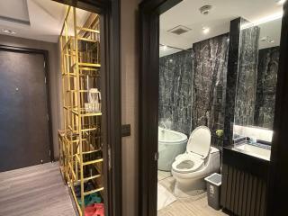 Erawan 75 sqm2 bedrooms 2 bathrooms pool view fample parkingsmart toiletbathtub - 8