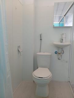 Apartaestudio Moderno con Aire Acondicionado, WiFi 900MB y Código de Acceso - 7