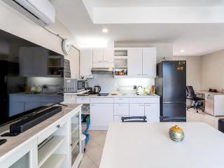 Club Residence Kamala by Lofty - 3