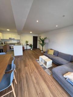 Salazar Suites & Homes - 8