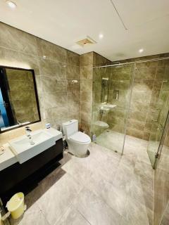 OM Sapphire Residence Ha Long Beach View - 9