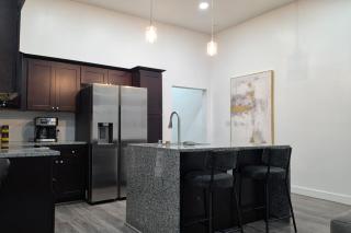 5 bedrooms with King beds, 2 living spaces, game room near TQL stadium and Findlay Market - 8