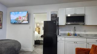 3 King Beds and 4 Bathrooms Near Downtown and OTR - 7