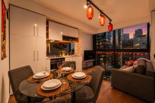 Modern Tokyo Pop 2BR Retreat - Melbourne Central - 1