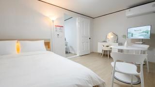 AIRPORT STAY SEOUL, 3m to 5-Line Metro Hub, GMP - 0