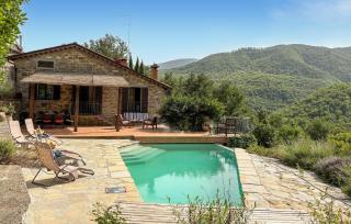 Lovely Home In Caprese Michelangelo - 9