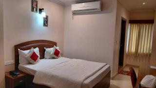 Hotel Kumud Plaza - 1
