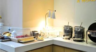 City Comfort Inn Jingmen Zhongjian Jinxiang Square - 3