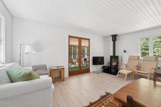Charming Holiday Home By Nature Beach - 7