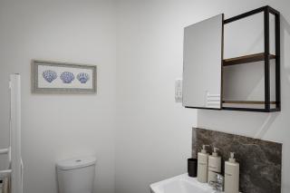 Luxury 1-Bed Stylish Central Blackpool - 3