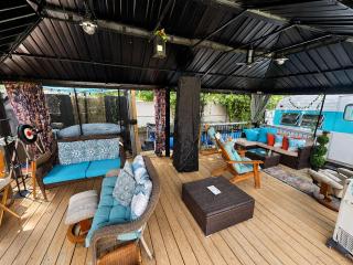 RED ROOM DE Spa Access - 1