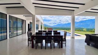 Luxury Estate, Pool with Nature and Relaxation - 4