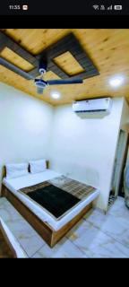 Jay shree Kedar room - 0