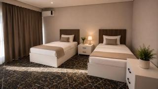 Uya Hotel - 1