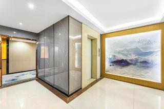 V.crown Holiday Hotel - Pingzhou - 9