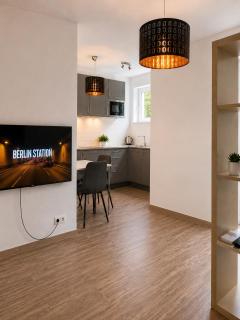 Stylish City Center Apartment with Terrace and Parking - 0