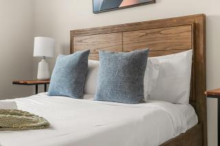 Family Getaway in Glacier Ridge, Calgary NW - 8