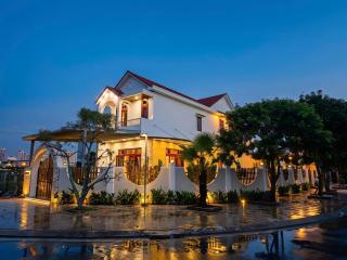 Rose Villa Near Beach 4BR Pool 14ppl - 7