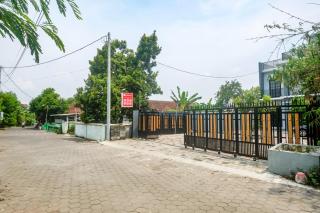 RedDoorz at Griya Athaya Maguwoharjo Yogyakarta - 7