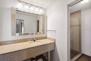 Comfort Inn & Suites and Conference Center - 6