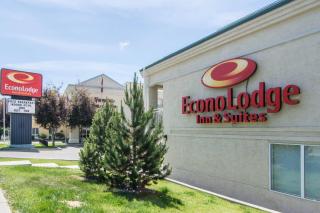 Econo Lodge Inn & Suites Calgary - University - 9