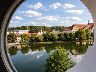 Viel Platz! Apartment direkt an der Isar nahe Altstadt - 9
