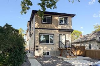 Stylish 3BR Family Stay DT, Stadium & Hospital - 6
