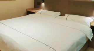 GreenTree Inn Taiyuan Xinghua Street - 4