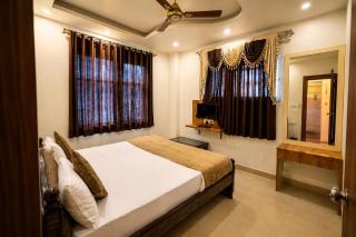 Hotel Blue Mountain - 2